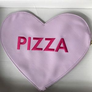 Studio DIY January "Can't Clutch This"